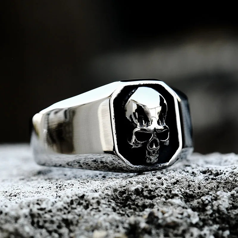 Gothic Skull Ring – Emblem Biker Punk Rock Gold Silver Statement variant image