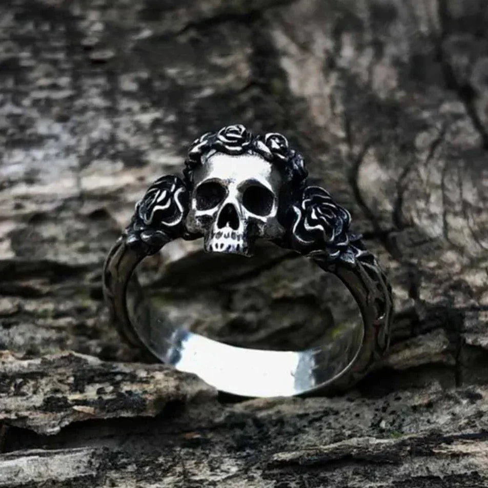 Gothic Skull Ring – Thorned Rose Celtic Punk Biker Statement detail image - detail view 4